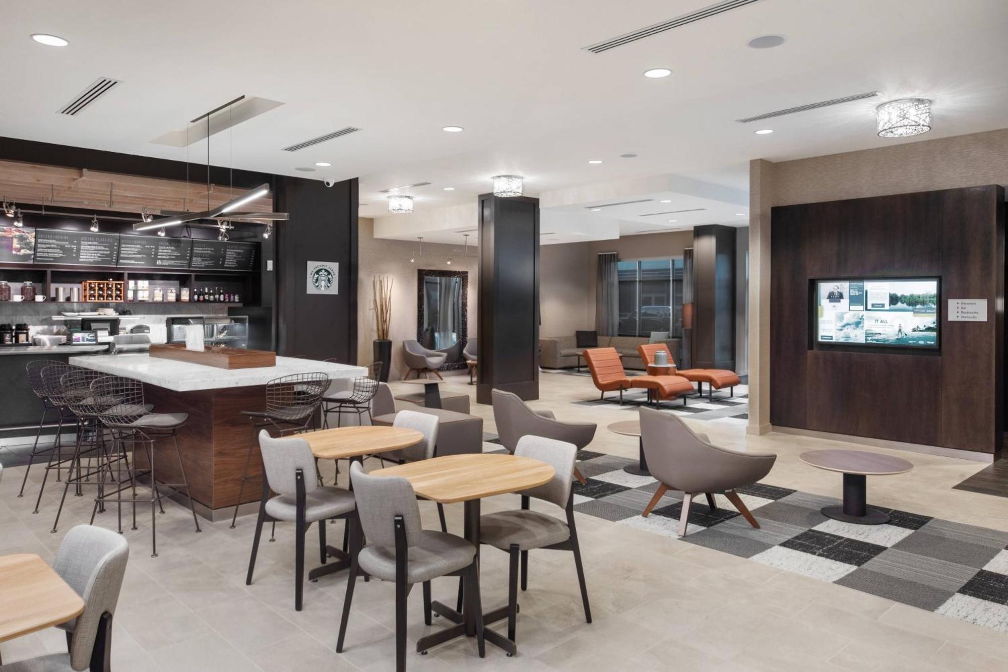 Courtyard By Marriott Baton Rouge Downtown Hotel Bagian luar foto